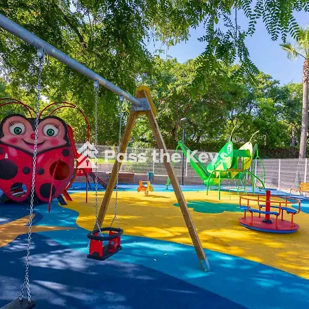 Daire Pass The Keys Family Friendly Marbella